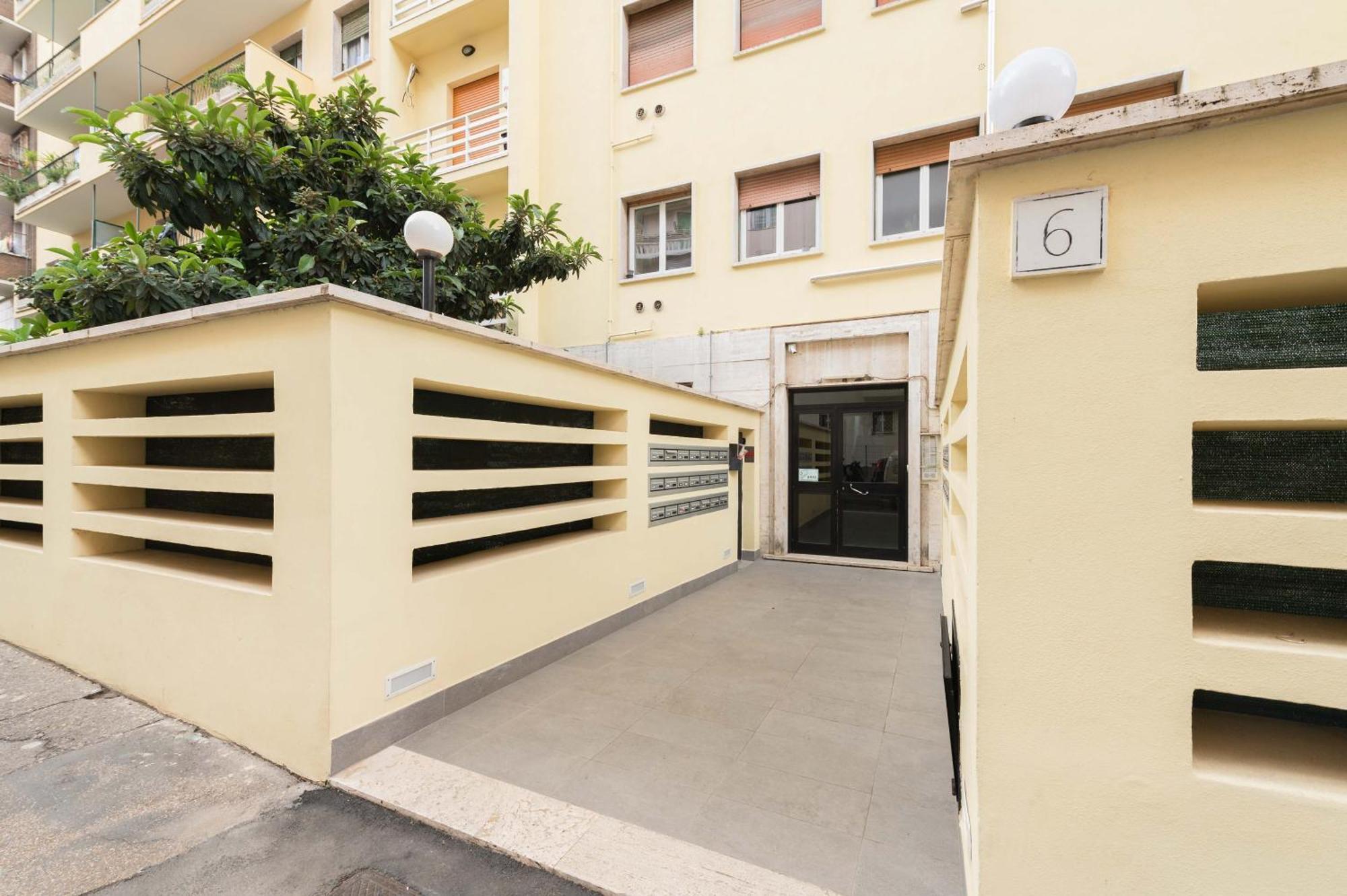 Loverhome Apartment 1 Рим Экстерьер фото